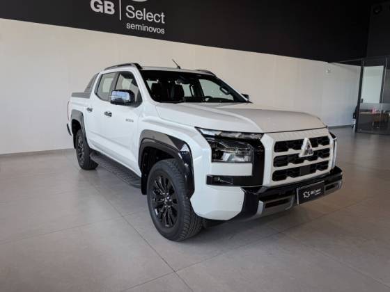 MITSUBISHI TRITON 2.4 BITURBO DIESEL CD KATANA 4X4 AUTOMÁTICO